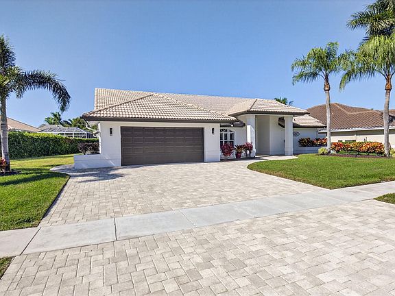 2nd image of 6707 Blue Bay Circle
