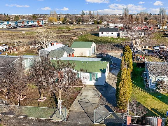 4th image of 643 S Kristina Road