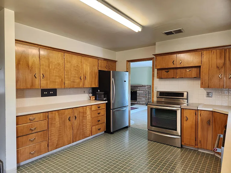 1326 Fremont Ct — Photo 7