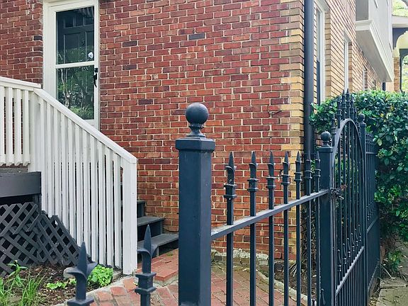 Private, gated entrance to a newly renovated 900 sq. ft. 1BR apartment in the heart of Midtown