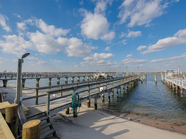 45 Bay Street, East Atlantic Beach, NY 11561