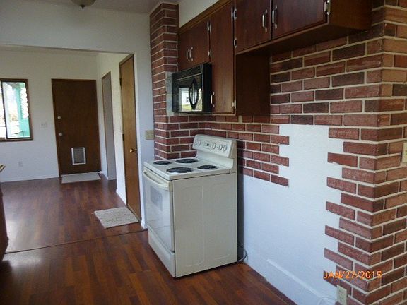 5th image of 1418 Gladys Way