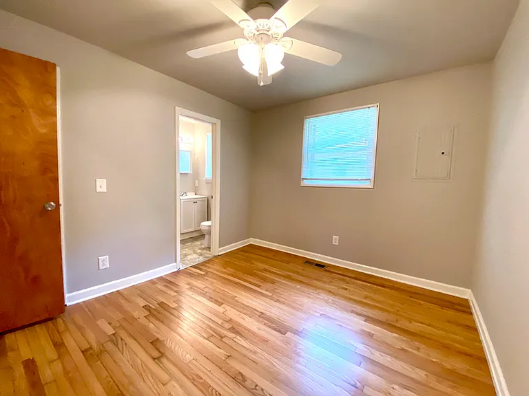 1641A Evelyn Ave — Photo 9