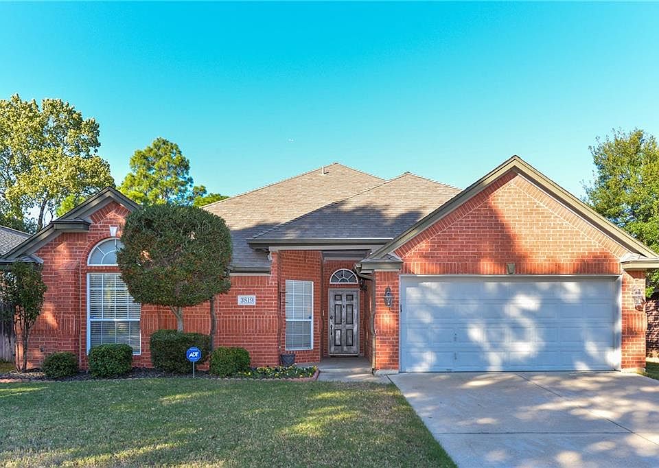 1st image of 3819 Foxfire Dr