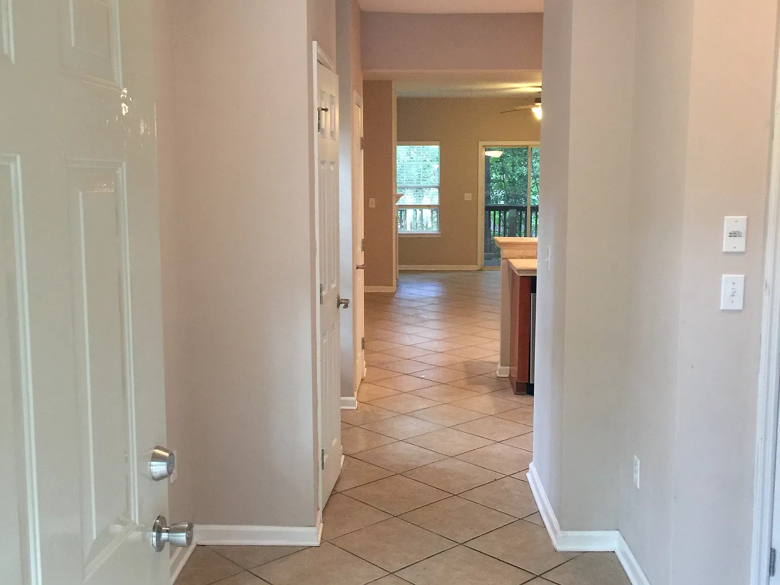 3 bed, 1748 sqft, $1,695 — Photo 1