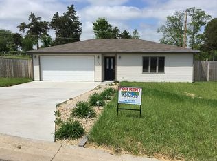 202 William Dr, Ogden, KS 66517