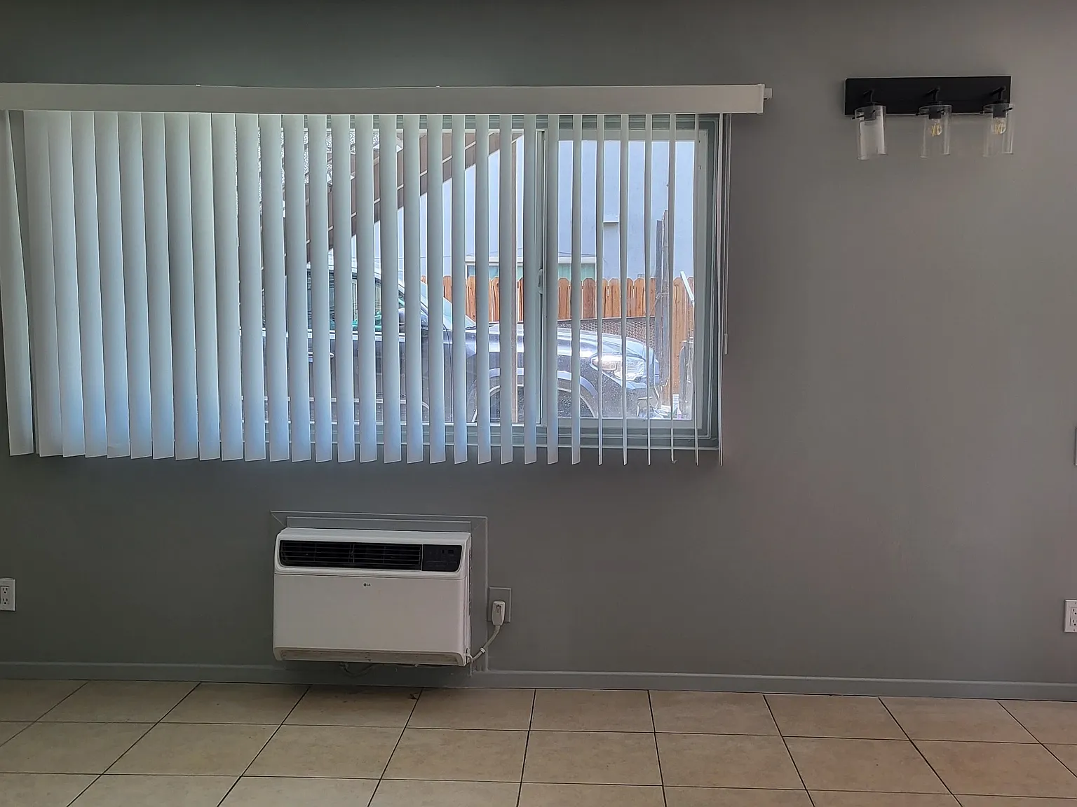 1 bed, 600 sqft, $1,200 — Photo 2
