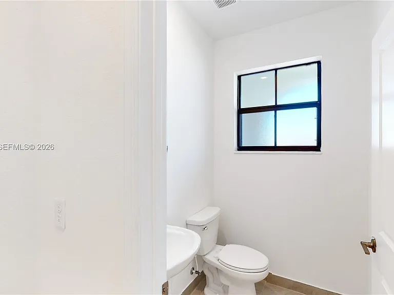 11815 SW 246th Ter — Photo 18