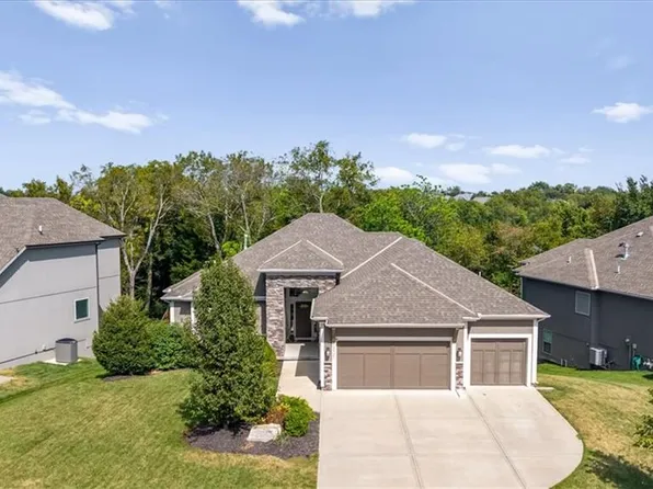 12527 S Hastings St, Olathe, KS 66061