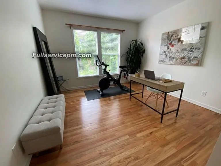 817 SW 354th St — Photo 16