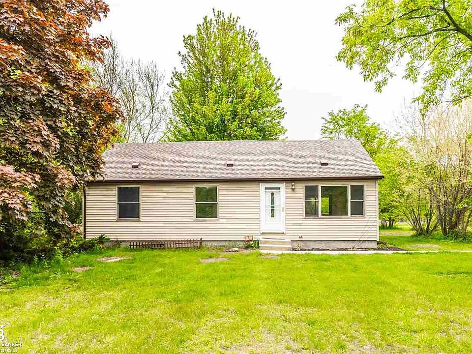 3352 Brace Rd, Fort Gratiot, MI 48059 Zillow