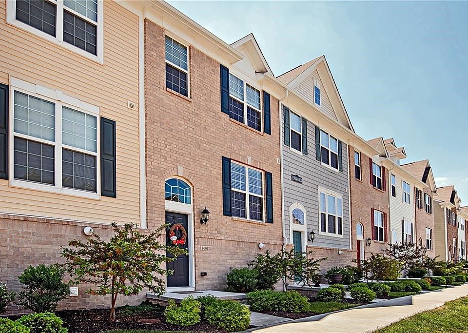 Welcome Home to Avalon of Fishers! This is what you have been waiting for!