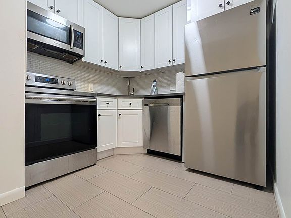 3rd image of 366 Stockton St #3AG
