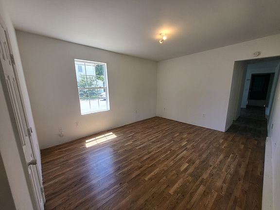 3rd image of 221 W End Ave #1