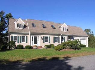 210 Griffiths Pond Rd, Brewster, MA 02631