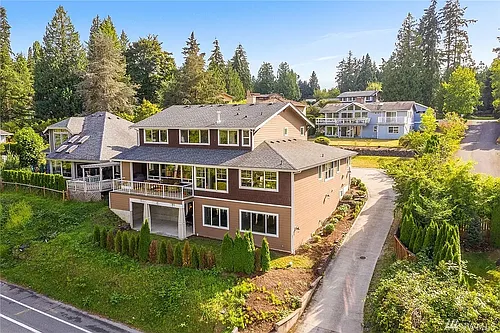 2829 W Lake Sammamish Pkwy NE Photo 1
