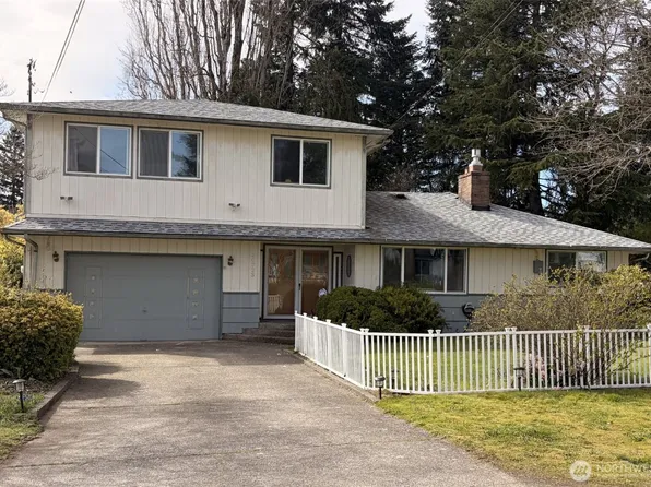 20723 8th Avenue S, Des Moines, WA 98198