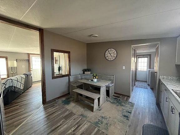5th image of 13 Meadow Mist Drive
