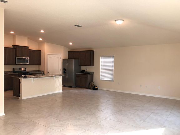 5th image of 75068 Nassau Station Way