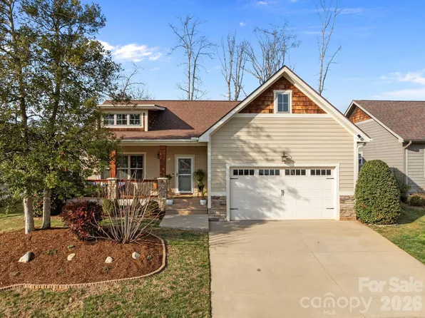 33 Asher Ln, Arden, NC 28704