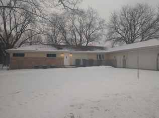 71 N Ela Rd, Inverness, IL 60010