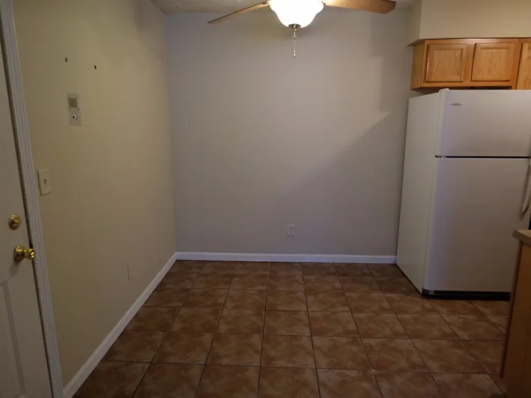 809 N Fell Ave — Photo 5