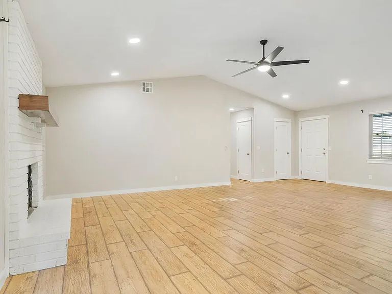 1811 S 148th West Ave — Photo 13