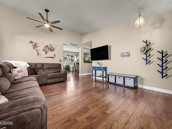 4th image of 3382 Snake River Dr