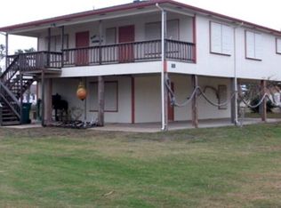 104 E Monroe Ave, Port O Connor, TX 77982