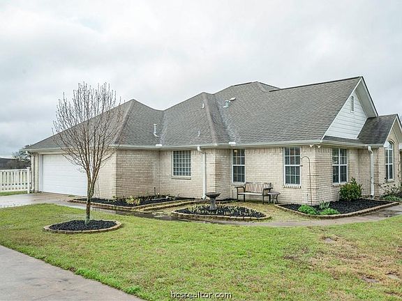 4th image of 4360 Vintage Hills Dr