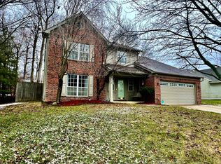369 Stoneybrook Grove Dr, Greenwood, IN