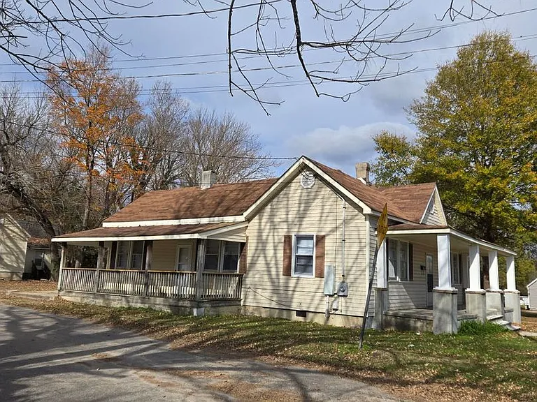 1401 Old Norlina Rd — Photo 8