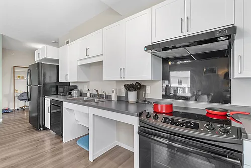 The Chamberlain Apartments Photo 1