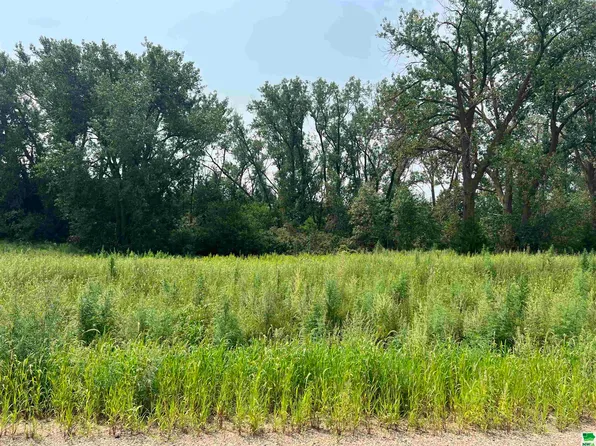 46019 Daniel Pl, Vermillion, SD 57069