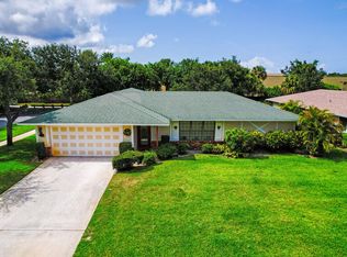 2745 Omega Pl, North Palm Beach, FL 33408