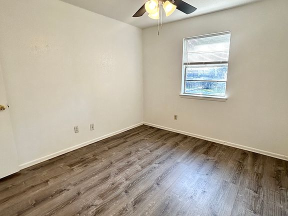 5th image of 1611 Cloverdale Ct