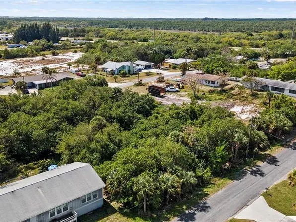 241 Julian Dr #11, Fort Pierce, FL 34946