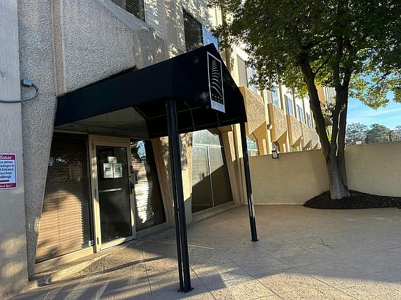 3rd image of 2479 Peachtree Rd NE