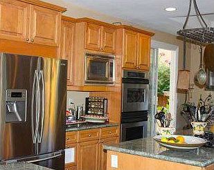 2nd image of 3320 Holly Oak Ln