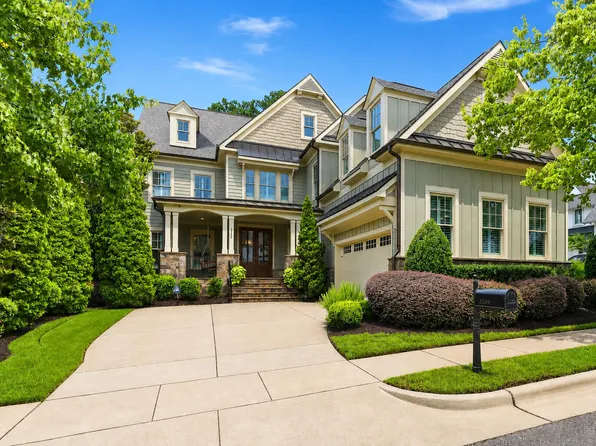 3709 Rolston Dr, Raleigh, NC 27609