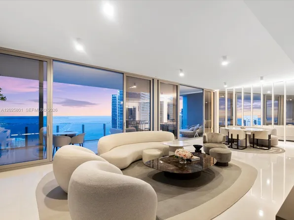 300 Biscayne Boulevard Way, Miami, FL