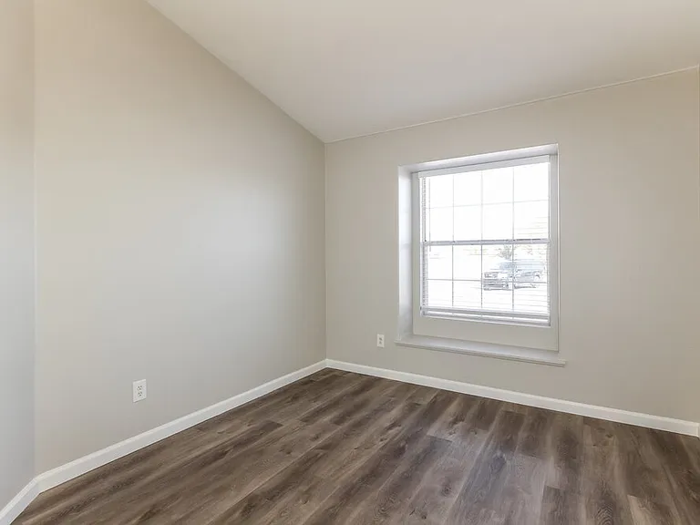 615 King Revere Ct — Photo 9