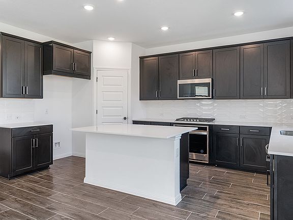 Berry Creek Highlands - Colton Interior Image 2