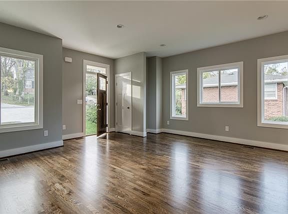 4th image of 1611B Branch St