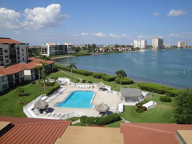 1 bed, 1.5 bath, 780 sqft, $2,200 — Photo 4
