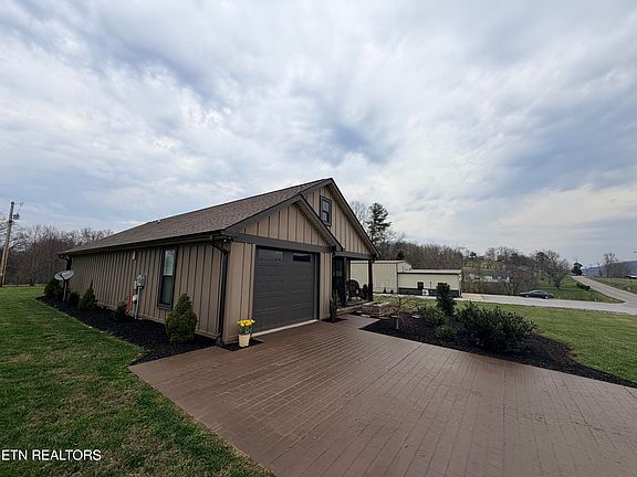 5th image of 1021 Pleasant Grove Rd