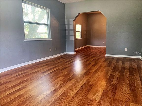3rd image of 1302 W 12th St