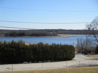 64 Overhill Rd, Warren, RI 02885