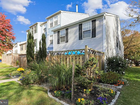 4th image of 3316 Tapestry Cir