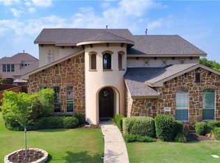 705 Crater Lake Cir, Keller, TX 76248